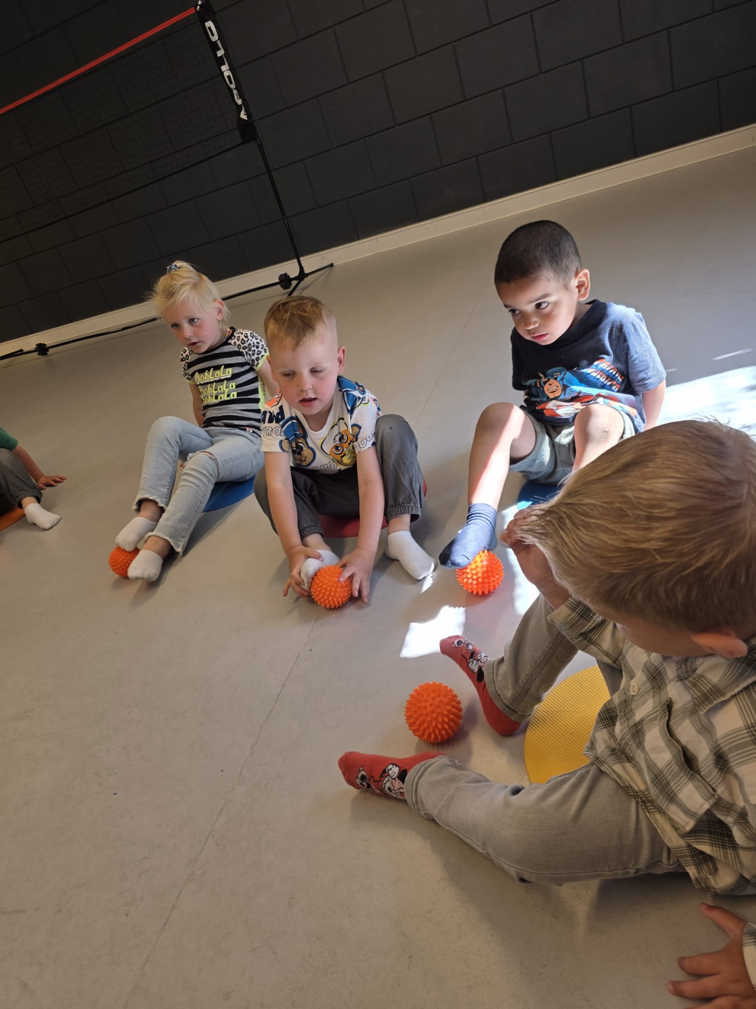 Kindcentrum Kunstenmakers heeft Yoga les 5.jpeg